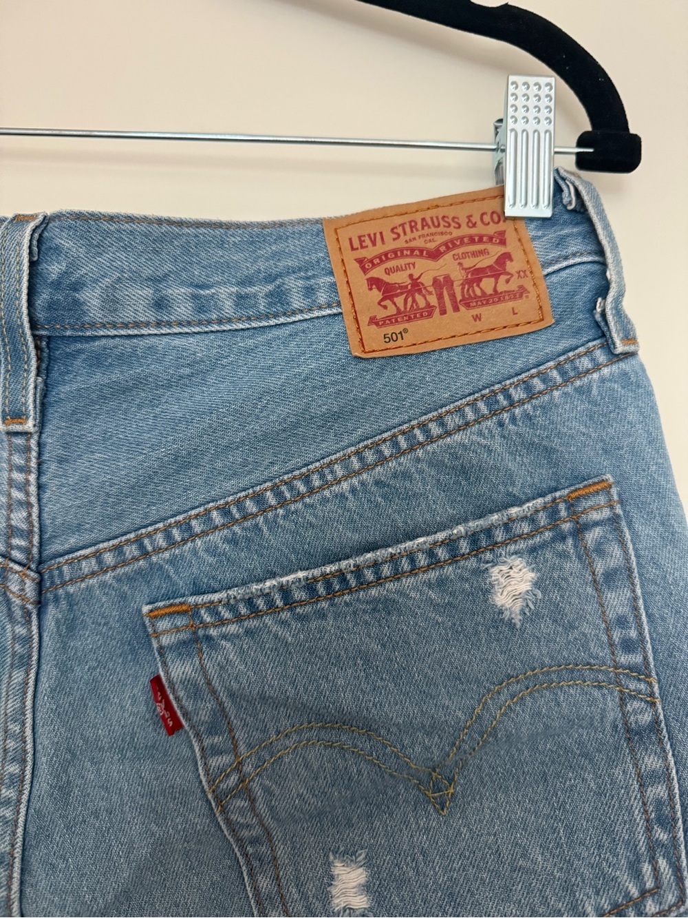 Levi’s 501 High Waisted Distressed Denim Shorts - Picture 6 of 9
